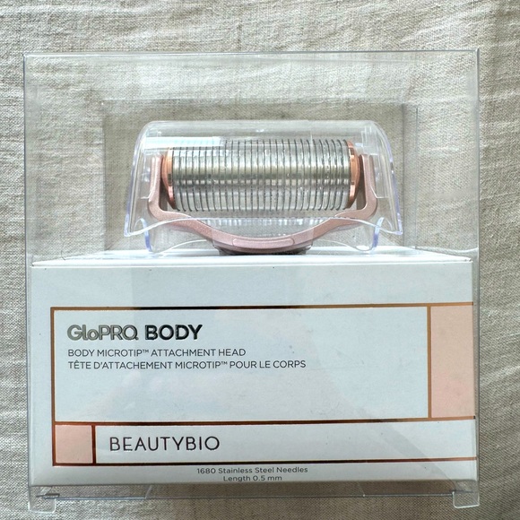 BRAND NEW- BeautyBio GloPro Body attachment 0.5mm microneedle originally:$59+tax - Picture 1 of 1